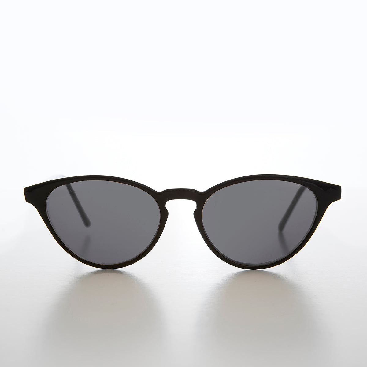 Women's Round Cat Eye Sunglass with Keyhole Bridge - Allie