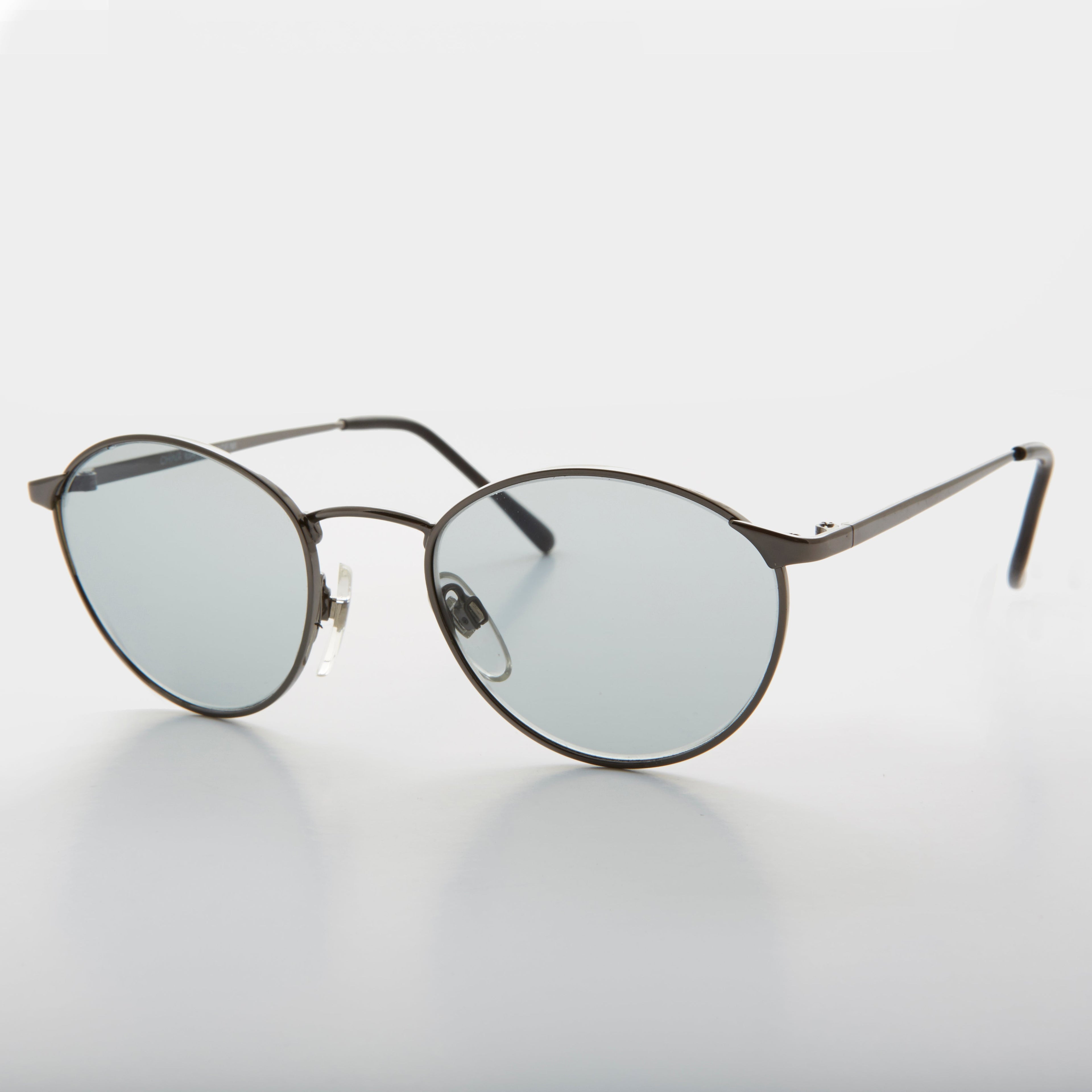 Classic Sunglass with Clear to Dark Transition Lenses - Jesse