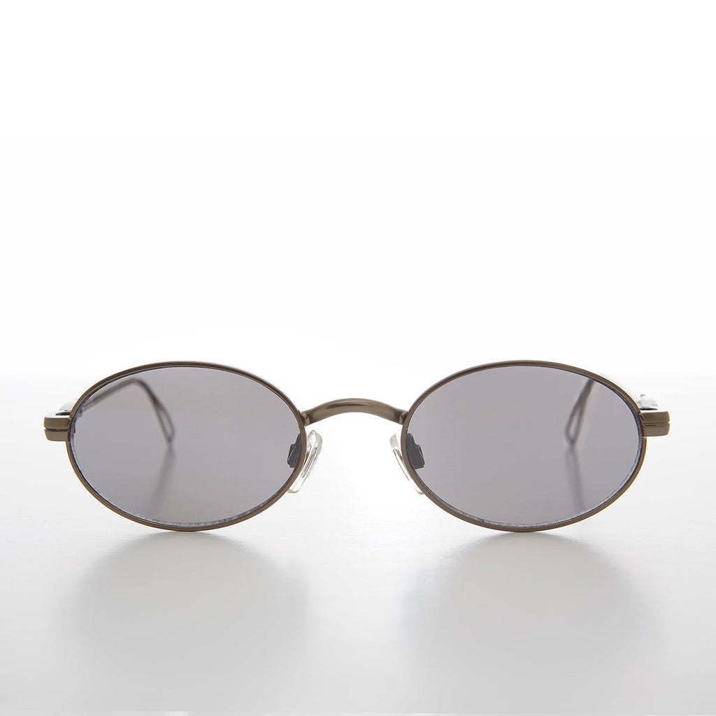 Oval 90s Vintage Sunglass with Intricate Temple - Kit