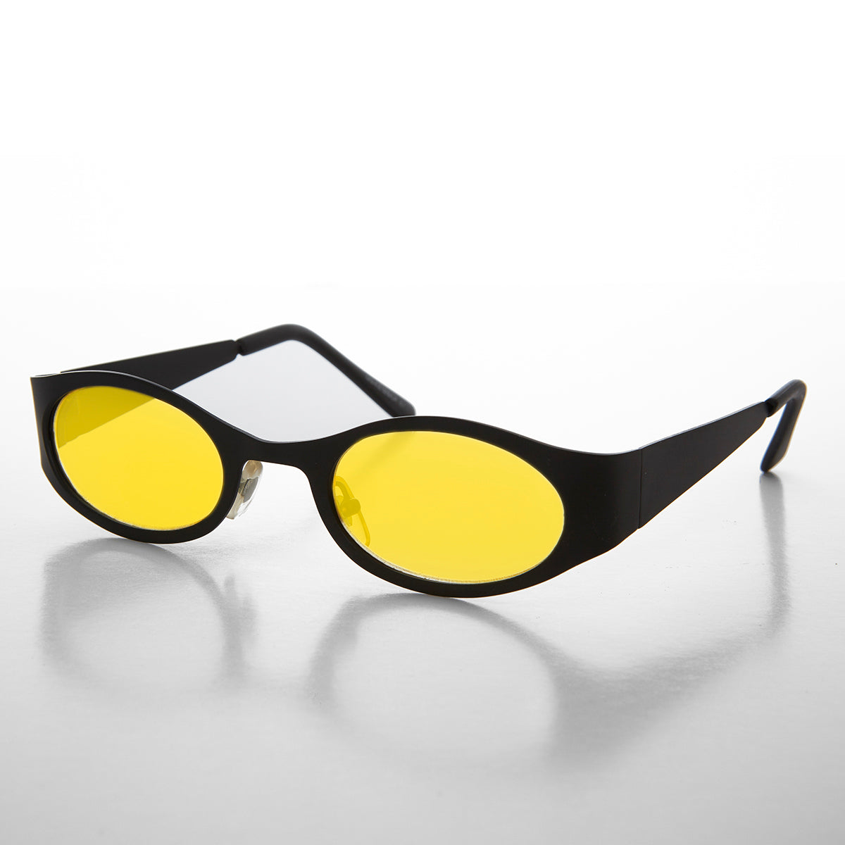 Black Oval 90s Vintage Sunglasses - Zal